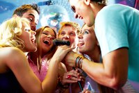 Karaoke-Veranstaltung in Dresden [© pressmaster - Fotolia.com]