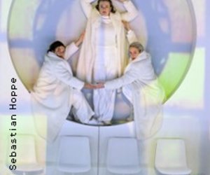 Drei ostdeutsche Frauen betrinken sich am Fr, 19.12.2025 - Staatsschauspiel Dresden - Kleines Haus 1, Dresden